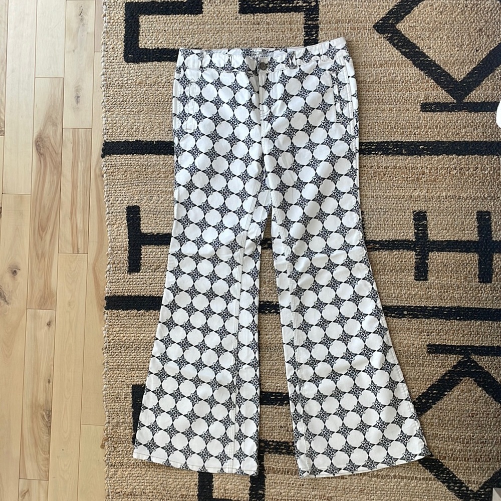 AMAZING free people black and white bell bottoms
